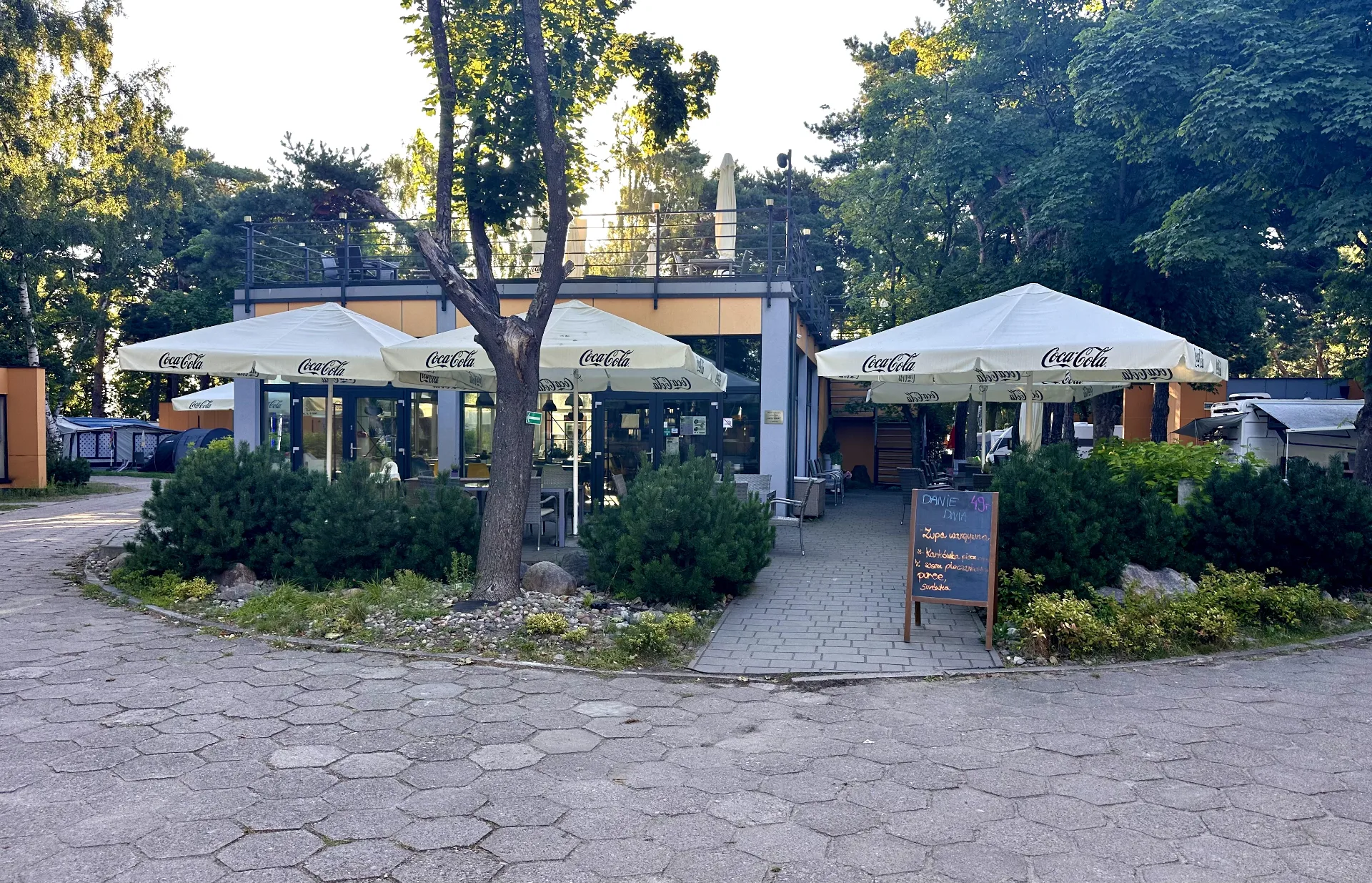 Kemping Camping Park 45 w Sopocie w ul. Bitwy pod Płowcami 73–79 — 4