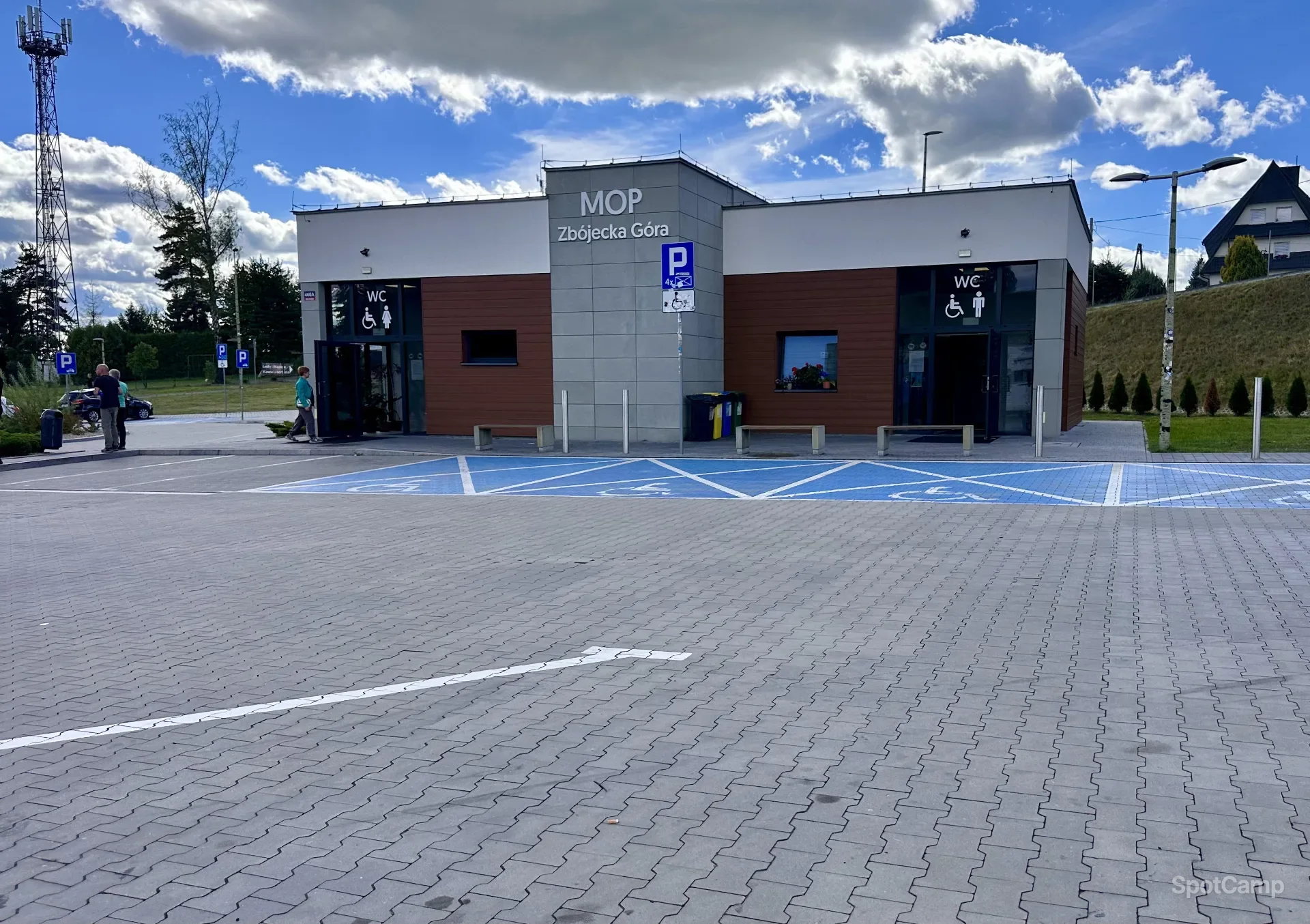 Parking MOP Zbójecka Góra w S7