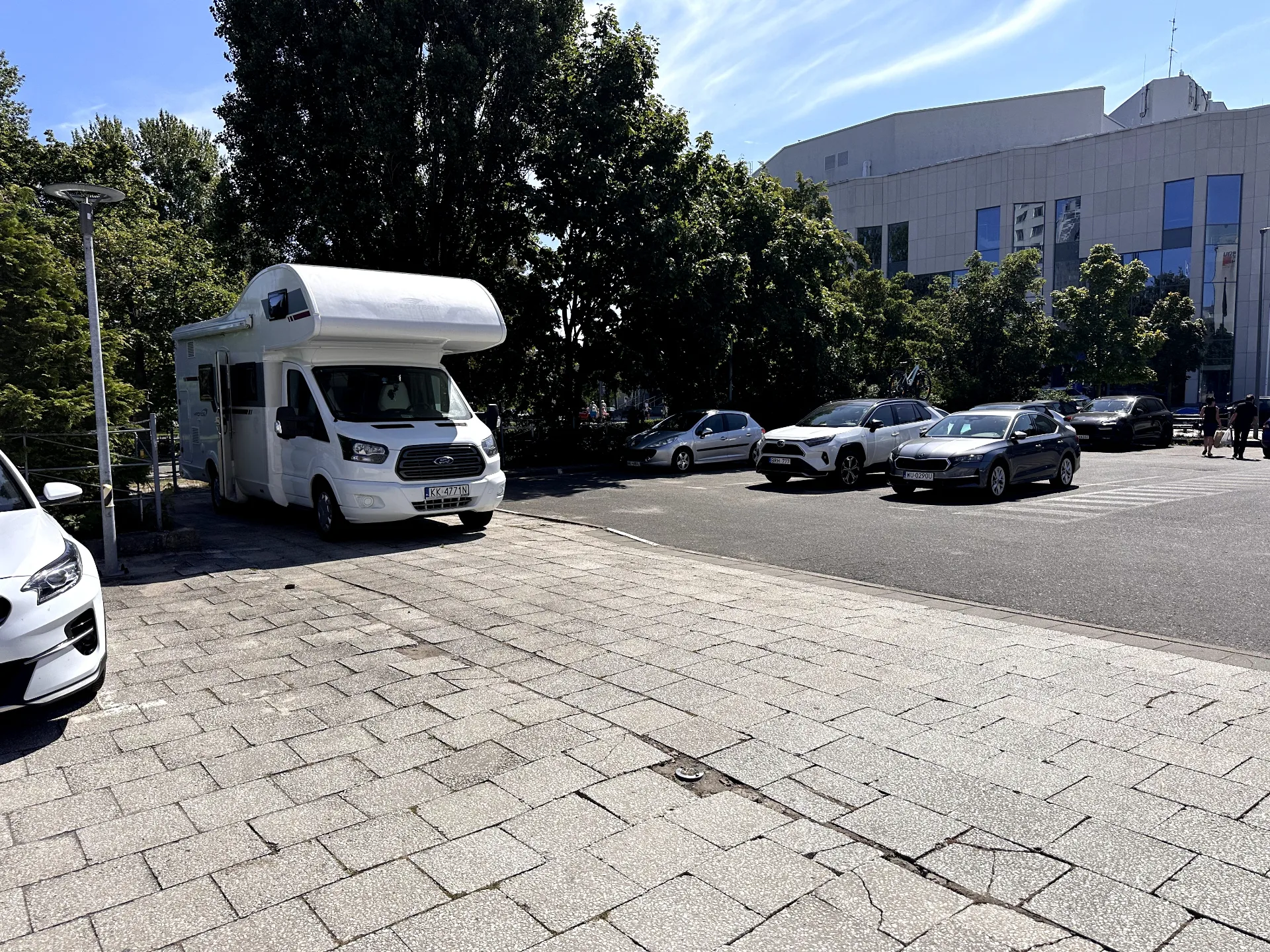 Parking Parking przy Hotelu Mercure w Armii Krajowej 22 — 2